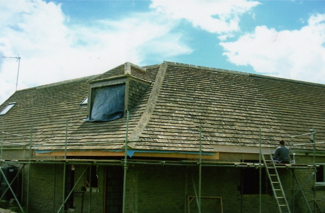 Roofers in Cricklade Swindon, imitations stone tile roofing, Marlborough roofing company