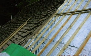 Cotswold stone roof repairs Cirencester company, specialists in Cotswold stone roofing Faringdon, roof repair company near Lechlade