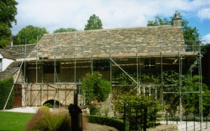 Repairing Cotswold stone tile roofers, Swindon, Wiltshire